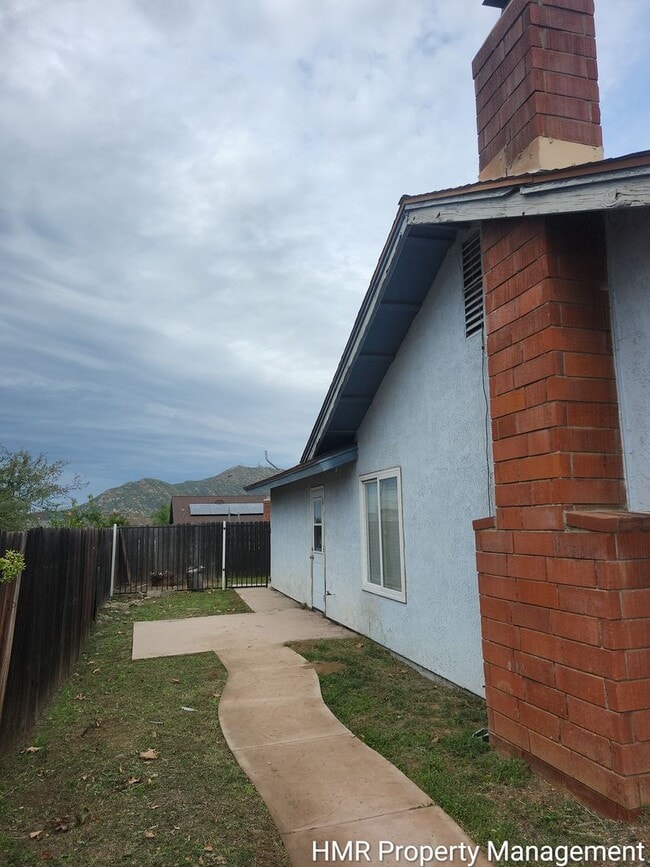 Building Photo - Spacious 4-Bedroom Home with Pool