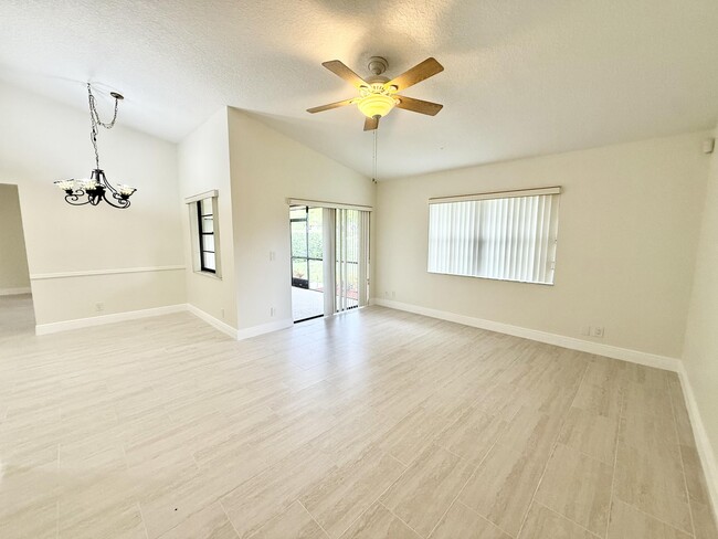 Building Photo - 8686 Eagle Run Dr