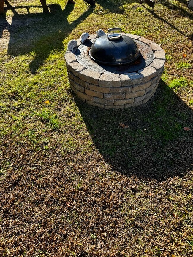 Building Photo - 5210 Deep Hole Rd