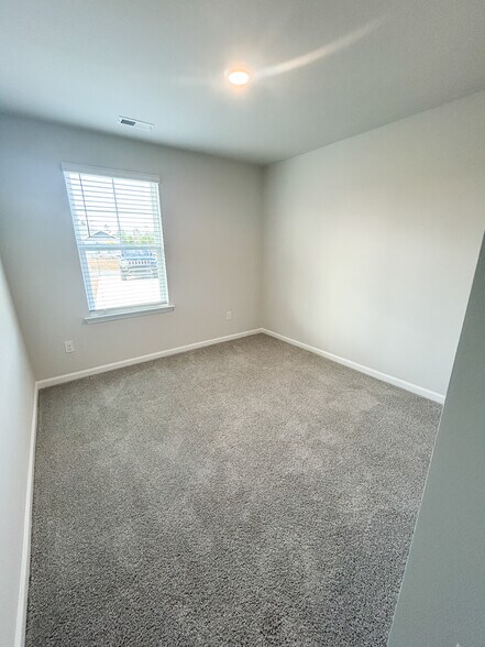 Building Photo - 4008 Cypress Forest Way