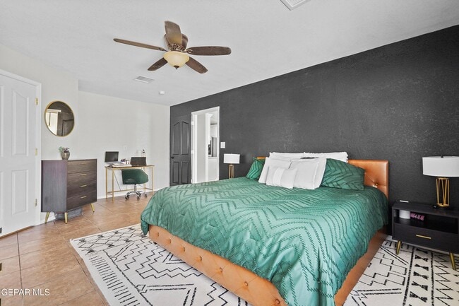 Building Photo - 11929 Mesquite Rock Dr