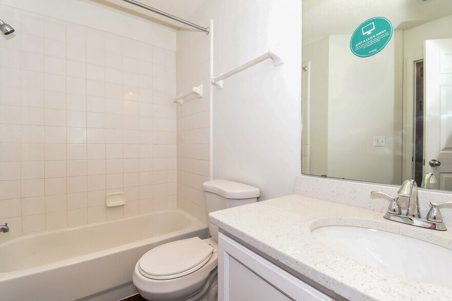 Building Photo - 1946 Running River Rd