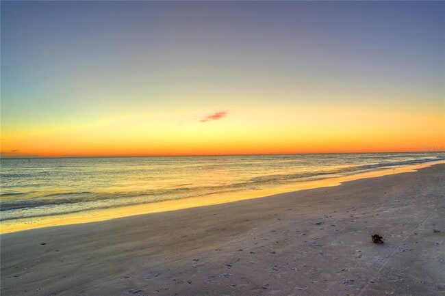 Building Photo - 551 73rd Ave