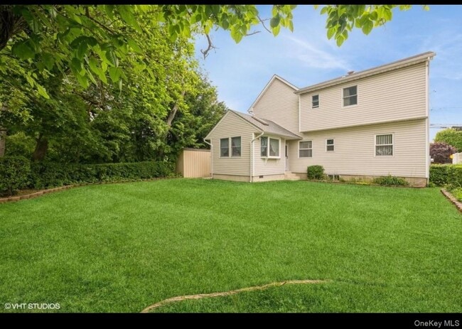 Building Photo - 27 Lowell St