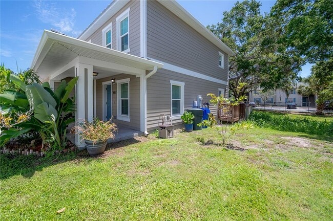 Building Photo - 595 Shady Grove Dr