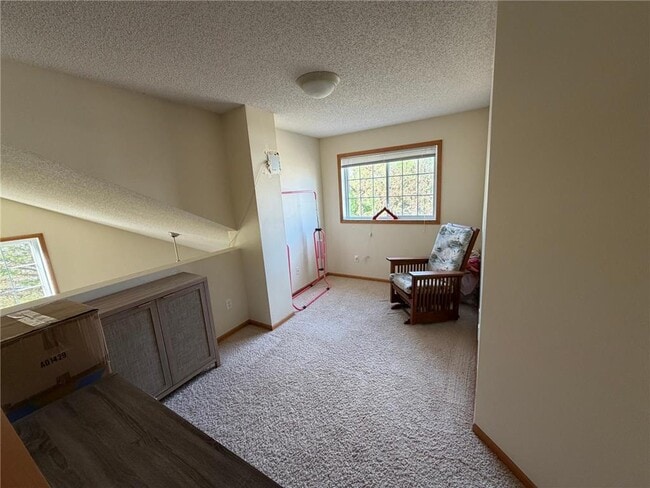 Building Photo - 8920 Pheasant Ln