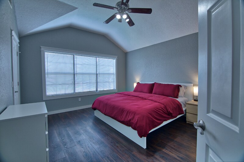 Building Photo - 2924 Canyon Oaks Ct