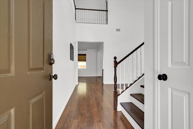 Building Photo - 8036 W Anasazi Ranch Ave