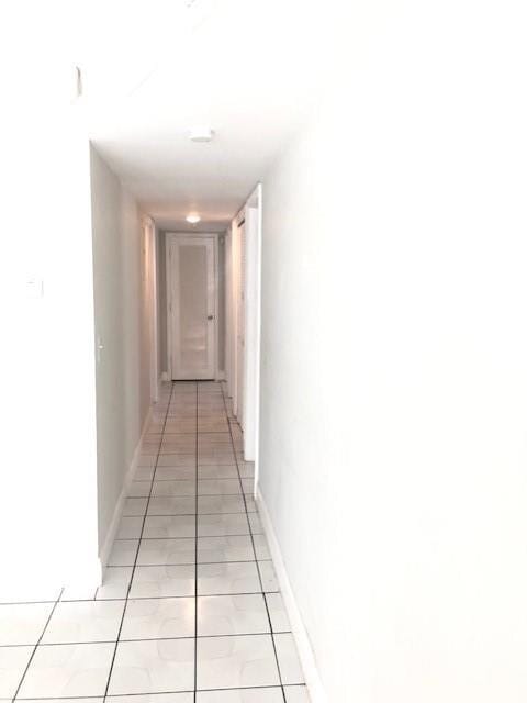 Building Photo - 18 St