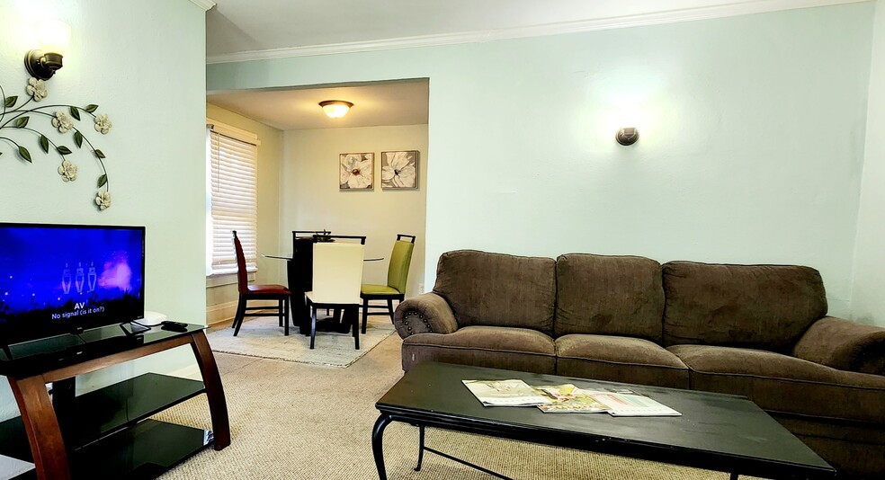 Building Photo - 740 Winfree Ave