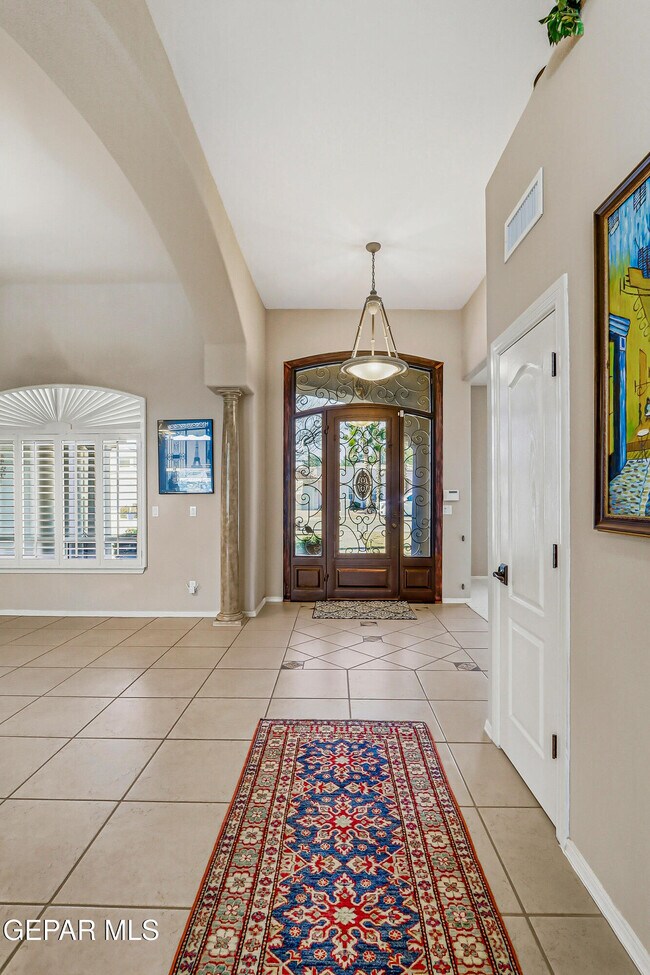 Building Photo - 312 Desert Garden Dr