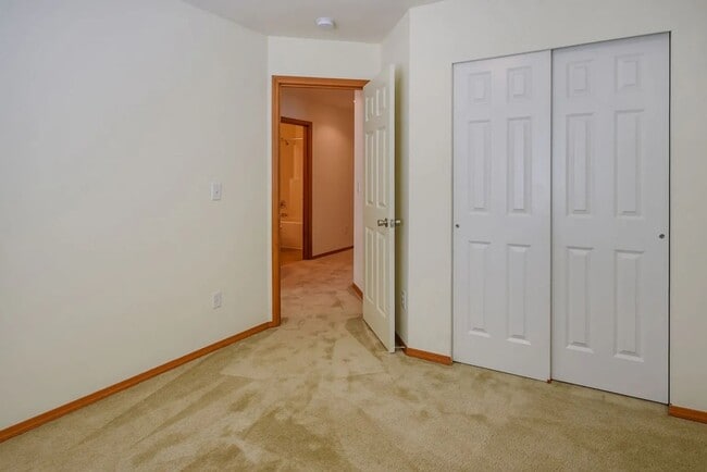 Building Photo - 4Bd/2.5Ba Lake Stevens House
