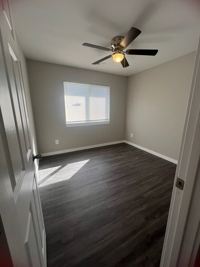 Building Photo - 444 Wood Ave