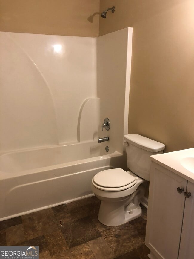 Building Photo - 504 First Down Ct
