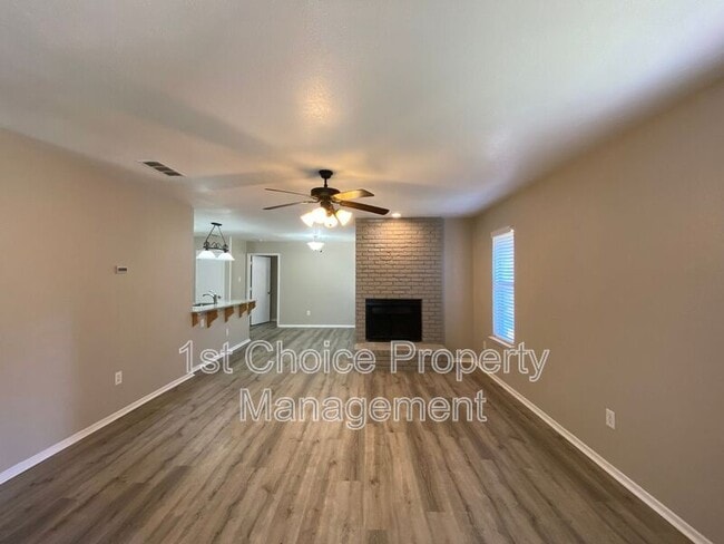 Building Photo - 2311 Kingsford Ct