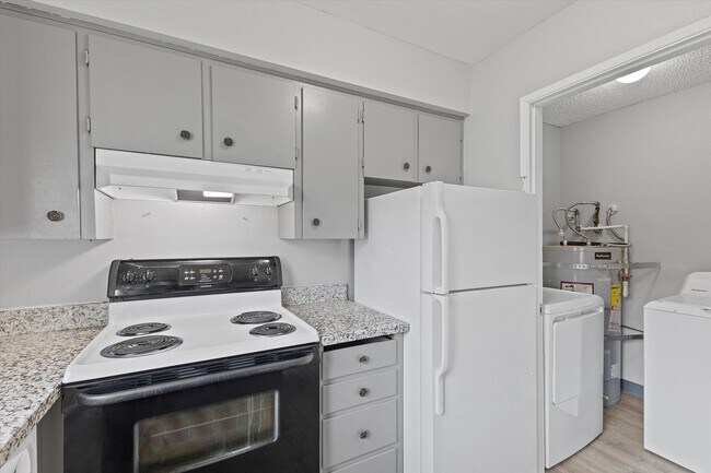 Building Photo - El-Ti-Kee