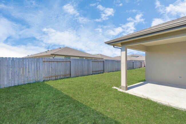 Building Photo - 10626 Watershed Dr