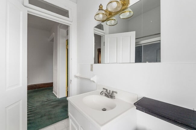 Building Photo - Huge Brick House in Victorian Village/Short North, Beautiful Woodwork 3 Car Garage and Swimming pool