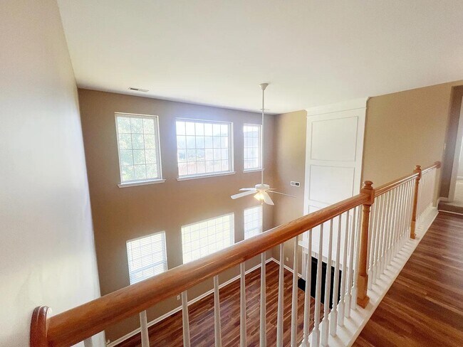 Building Photo - 703 Kingsmoor Dr
