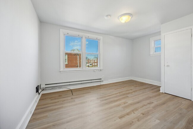 Building Photo - 1873 E Tulpehocken St
