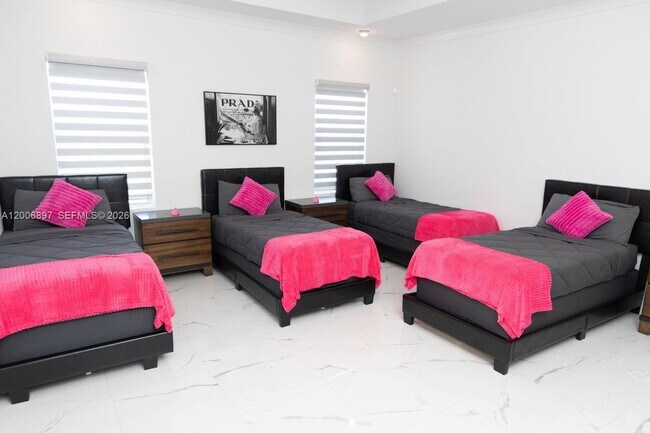 Building Photo - 17575 SW 280th St