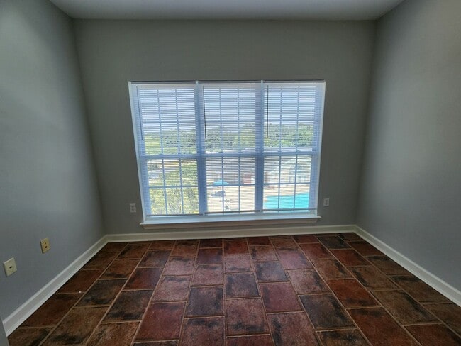 Building Photo - 2 Bedroom | 2 Bath Condo with Garage in Bellingham Park