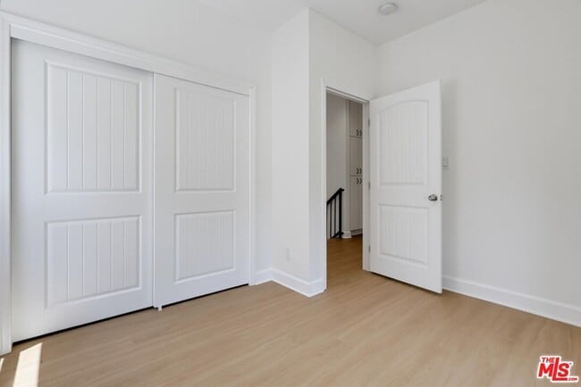 Building Photo - 3528 Mesquite Dr