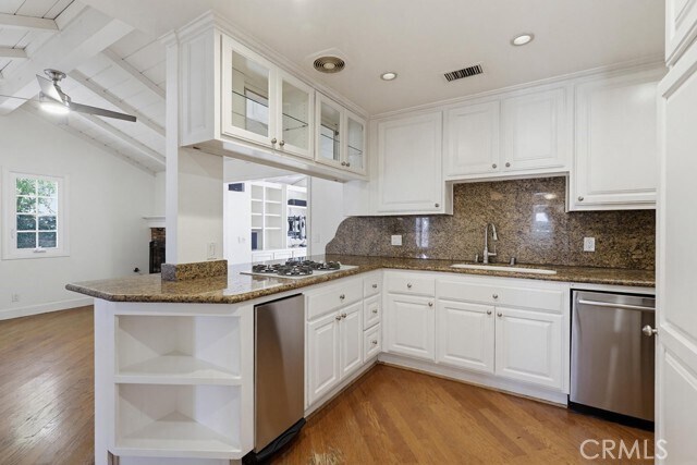 Building Photo - 2705 E Jacaranda Ave