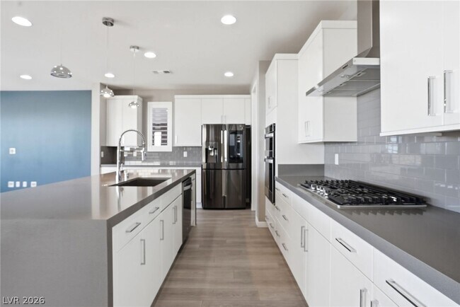 Building Photo - 2604 Evolutionary Ln