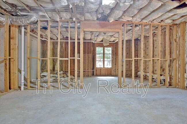 Building Photo - 250 Moss Creek Walk