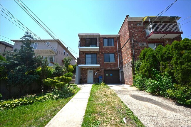 Primary Photo - 109-10 Ditmars Blvd