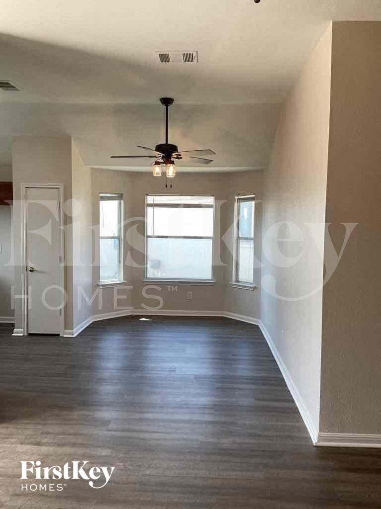 Building Photo - 8422 Cherisse Dr