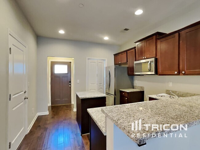 Building Photo - 401 Riverwood Court Mount Juliet TN