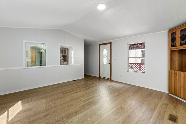 Building Photo - 13173 S Lee Shore Dr