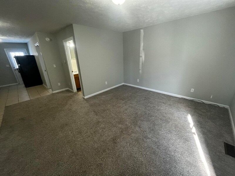 Building Photo - 220 S Keeneland Dr