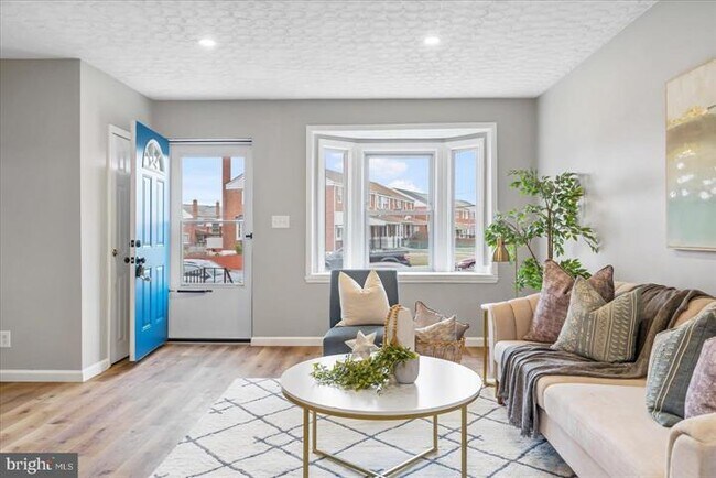 Building Photo - 403 Edmunds Way