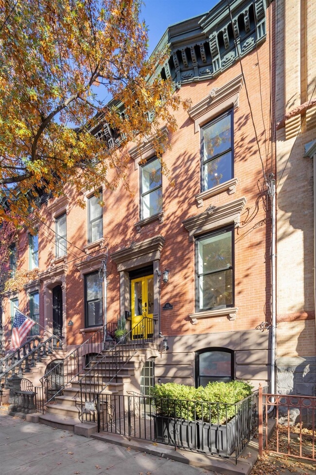 Building Photo - 1111 Bloomfield St