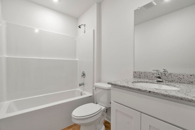 Building Photo - Brand-New 3 Bedroom Home in Prairie Grove! Move-in Ready!