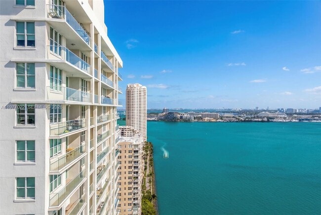 Building Photo - 800 Claughton Island Dr