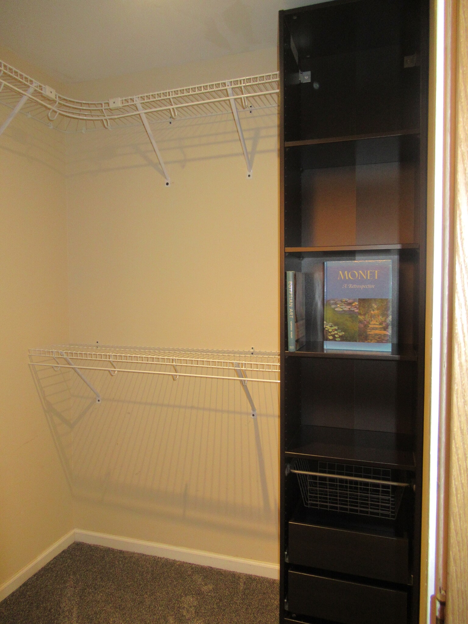 Building Photo - 9 Cedar Ct