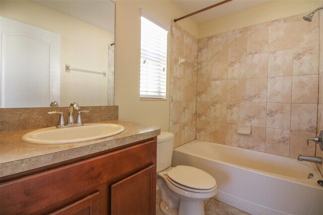 Building Photo - 4125 Shadetree Ln