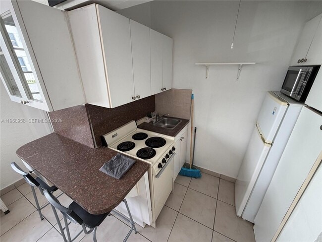 Building Photo - 301 86th St