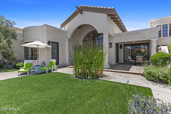 Building Photo - 10120 E Topaz Dr
