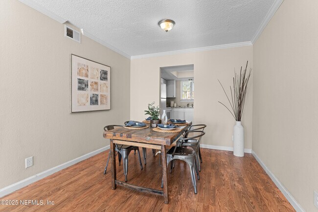 Building Photo - 6654 Bell Tower Ct