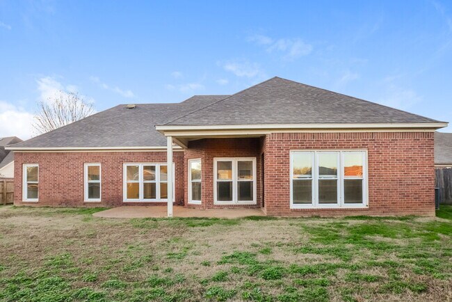 Building Photo - 6544 Misslow Cove