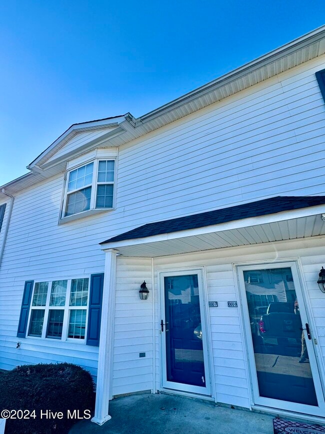 Primary Photo - 3959 Sterling Pointe Dr