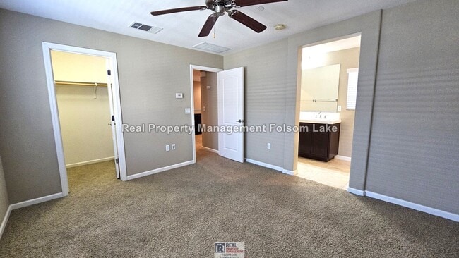 Building Photo - 3 Bed 2.5 Bath | Large Patio | Rivage in the Parkway