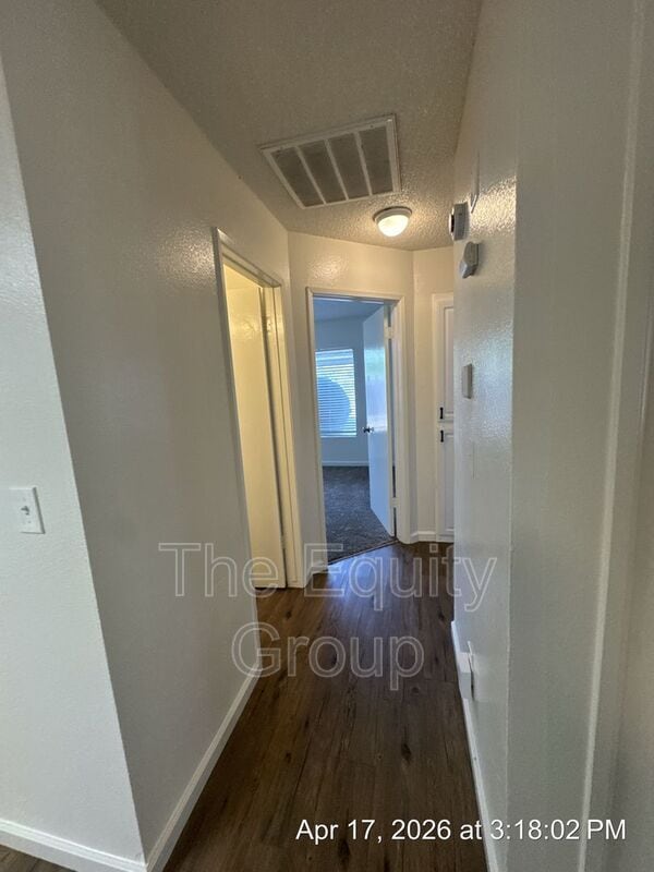 Building Photo - 312 1/2 N Park Street