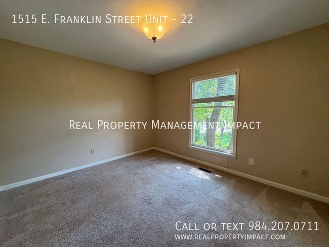 Building Photo - 1515 E Franklin St