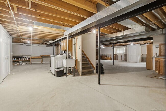 Building Photo - 14450 Knightsbridge Dr